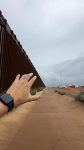 114K views · 3.4K reactions | Así luce actualmente la #frontera de #Douglas al sur de #Arizona. Una región con movimiento de construcciones, agentes y personal federal. | J. Hiram González | Facebook