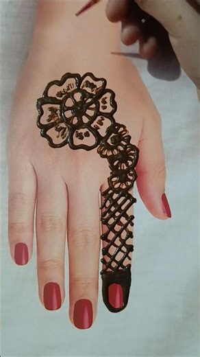 easy flower mendhi design❤️✨#mehndi #henna #viral_video #mehandi #viral_video #creativehenna #simple