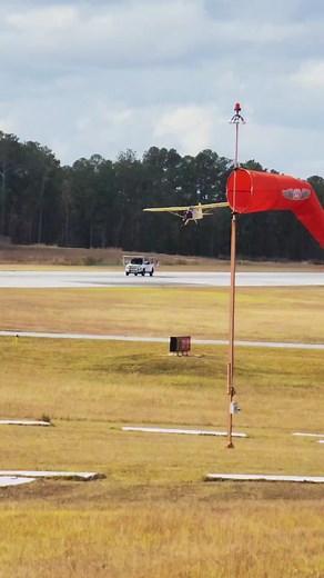 Epic Aircraft Landing at Atlanta Airshow