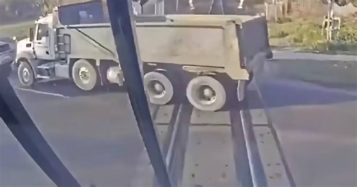 Video shows the moment a GO Train slammed into a dump truck in Ontario