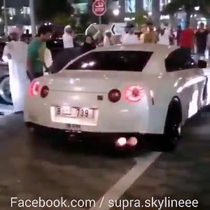 Supra vs Skyline | Supra vs Skyline