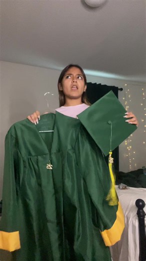 GURLLL i just graduado🤗💝#fyp #graduation #co2025