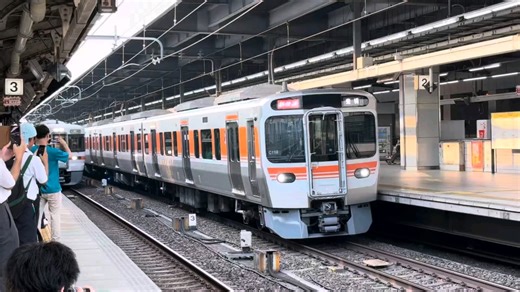 315系电车投入运用的视频搬运～ついに315系が新快速運用に［315系C118+C119～轨道交通火车迷emutrain电客车电联车电力动车组列车railfan