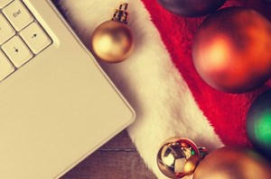 Holiday Marketing: 27 Steps, Tips, & Examples to Get Your Brand in the Spirit