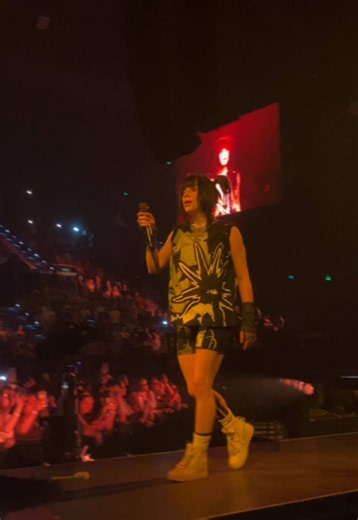Billie Eilish Happier Than Ever Tour Goldwing — concert highlights