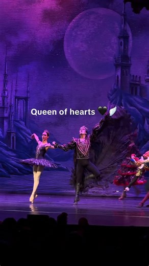 The Black Swan is Odile, the daughter of the evil sorcerer Rothbart 🖤 In the dramatic structure of Swan Lake, she stands as the complete opposite of Odette, the White Swan 🤍 — embodying deception, seduction, and a dangerous, destructive illusion 🎟️ Experience this legendary duality live on stage — get your tickets through the link https://internationalballetstars.com/?utm_source=fb | International Ballet Stars