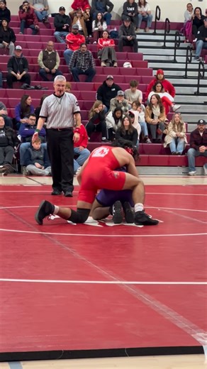 Lodi Sports Scene on Instagram: "Yepez pins Knoeb - 150lbs #lodihighschool #lodiboyswrestling #boyswrestling #wrestling #pin @lodi_high_wrestling"