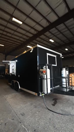 18 reactions · 9 comments | Another custom build in the books!  this trailer is fully custom built to fit the client’s needs and is ready for service! We build our trailers right here in Houston, Texas and they’re built to pass inspection in any county! Get started on your dream trailer this holiday season by visiting our link in bio! #trailerkingbuilders #foodtruck #entrepreneur | Trailer King Builders | Facebook