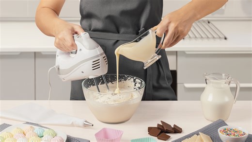 Avoid Hand Mixer Splatter With One Genius Hack - Daily Meal