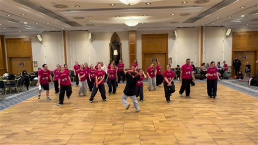 COADY DANCE STUDIOS on Instagram: ". ✨Fri 14th - Sun 16th November 2025✨ 💥 UK Street Dance Challenge: Alton Towers💥 . ✨ 𝐉𝐔𝐃𝐆𝐄𝐬 𝐖𝐎𝐑𝐊𝐒𝐇𝐎𝐏 ✨ . @hollie_victoria thank you for a great class…. 🤩 . Go guys… 🔥 . #coadycrew 💚 #coadydancestudios #born2compete 👊🏽 #uksdc #ukstreetdancechallenge #dancersofinstagram #dancecompetition #streetdance #dance #complife #energy #passion #fire #fierce #dancejudge #danceworkshop"