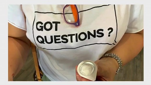 EASY TO OPEN The ‘bread and juice’ is all separated and sealed inside our prefilled communion cup. Accessing the communion elements is as easy as opening a food container. You can easily peel back the clear foil on the top layer to access the altar bread. Similarly, peeling back the second metallic foil will give you access to the blackcurrant juice. Both young and old will be able to open the prefilled communion cups easily. The miracle meal top seal and foil seal open easier and quieter than a