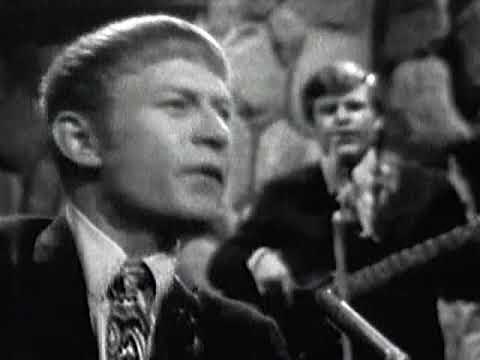 THE BOBBY FULLER FOUR(LIVE VIDEO)-"I FOUGHT THE LAW" (LYRICS)