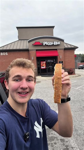 Best Breadsticks: Pizza Hut vs. Domino's Mukbang