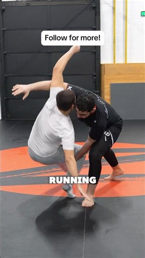 Try this knee tap when you have an underhook!•#jiujitsu #bjj #nogibjj #mma #submission