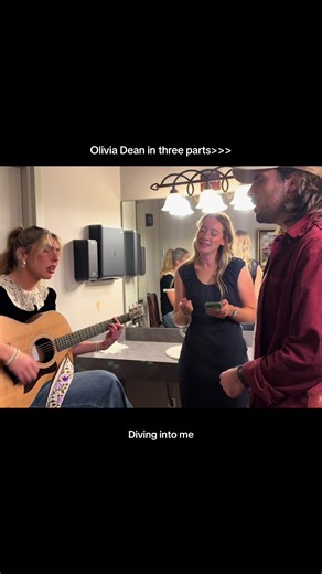 Everything is better with some three part harmonies. 💃💃 #oliviadean #songcover #harmony #livemusic #trio @Rylie Davis
