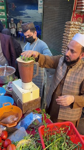 How to Make Famous Pakistani Tomato Green Chilli Chutney