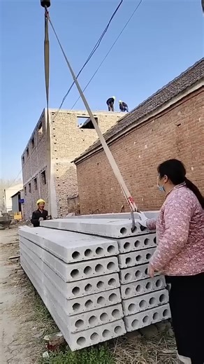 Why China Uses This Lightweight Roof Technology 🤯
