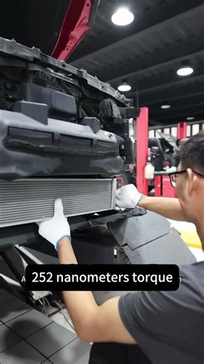 After upgrading the Mazda Axela 2.0 to a 2.5L engine, an Eaton VT supercharger kit was installed.
