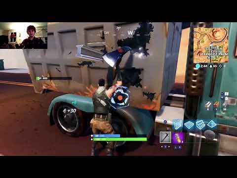 Playing Fortnite With a GameCube Controller