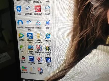 在老师帮助下终于下载了台达触摸屏软件PLC软件谢谢老师！