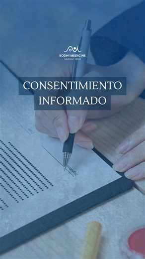 El consentimiento informado es un proceso médico que implica la explicación clara, completa y oportuna de un procedimiento o tratamiento a un paciente, para que este pueda tomar una decisión libre e informada sobre su propio cuerpo y salud. Este proceso garantiza el derecho del paciente a la información y la libertad de elección, culminando en un documento escrito que refleja su acuerdo voluntario, pero es mucho más que un simple papel, ya que se trata de una condición continua de diálogo y ente