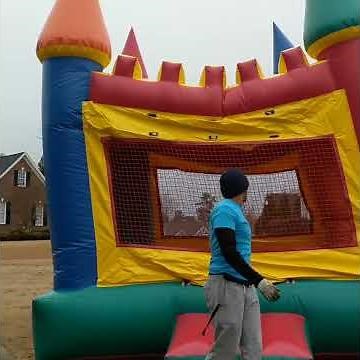 Castles Float - Bounce House Setup