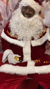 Yal asked for a Black Santa Clause.. so we delivered 🎅🏾🎄 CHRISTMAS PICTURES TOMORROW‼️ At Suites of Brainerd From 11am-7pm Comment or call 423-299-5359 to book❤️ | Hair Trappin