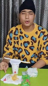 MC DONALD'S NE SCAM KAR DIYA 😡😡😡😡 #burger #food #asianfood #foodie #burgerme #mushroomburger #burger