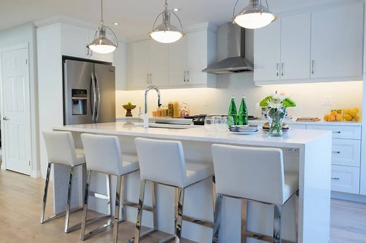 Did you love the designs you saw on last night's episode of #PropertyBrothers? All the products and features used on the show are now available on the #PBHandbook app! Download yours for free! http://bit.ly/PBHandbookAppStore http://bit.ly/PBHandbookGooglePlay | Property Brothers