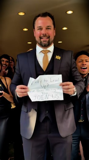 Chad Douglas on Instagram: "🔔 READY TO LEVEL UP!? 🔔 WATCH 👀 THIS! Are you ready to take things to the next level? Complacent where you are now? Don’t know what to do or where to go? Been waiting to surround yourself with winners? We’ve been waiting for YOU… to JOIN US! 🚀 Join a culture of like-minded, driven people. SECOND to NONE, hands down! LETS GROW… TOGETHER! DM “CAREER” to get started. #culture #motivation #sales #tampabay #career #mindset #letsgrow"