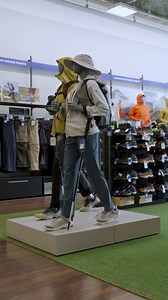 このたび、皆さまからご要望の多かったリアル店舗 が、ついにオープンしました！ デカトロンの日本最大級アウトドア・オフィシャルショップがオープンいたしましたことお知らせいたします！ オンラインだけでは伝えきれなかった、デカトロンの魅力を実際に「見て・触って・試せる」日本最大級のアウトドアショップです。キャンプ、トレッキング、ハイキング、ウォータースポーツなど、自然を楽しむアイテムをたっぷりご用意しています！ アウトドアが大好きな方も、これから始めてみたい方も大歓迎。ぜひ、お近くにお越しの際はお立ち寄りください。 スタッフ一同、皆さまとアウトドアトークで盛り上がれるのを楽しみにしております！ 🏕️ デカトロン アウトドア オフィシャルショップ 幕張店 ◆オープン日：2025 年 3月 28 日（金）10:00 ◆営業時間：10:00〜21:00 ◆場所：メガスポーツ1 階 | イオンモール幕張新都心アクティブモール ◆住 所：〒261-8535 千葉県千葉市美浜区豊砂 1-6 ◆電話番号：043-296-1710 ◆取扱い製品：キャンプ、トレッキング、ハイキング、ウォータースポーツ など