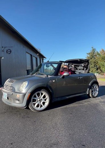 2005 Mini Cooper S R52 convertible