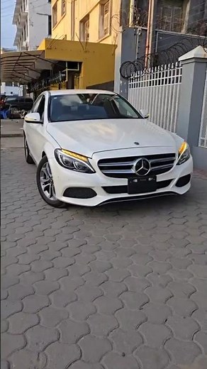 MERCEDES BENZ C200 REVIEW