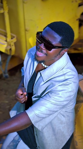 Brand_New_Song mes One_People🔥🔥🔥. ✊🏾🇧🇫💫~VITESSÉ~💫🇧🇫✊🏾