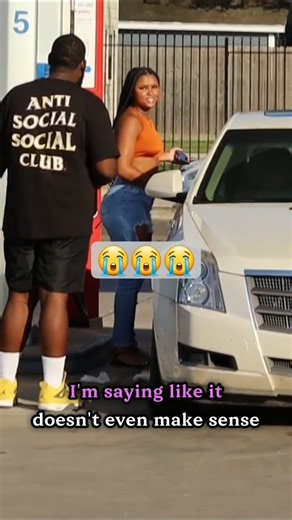 Shocking reaction gold digger #golddiggerprank #shock #shorts #viral #prank #reaction #subscribe