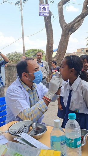 A quick glimpse of the School Dental Health Program organized by KMC in collaboration with Dr. R. Ahmed Dental College and Hospital, at Sahebabad Dhapa KMCP School, Ward 58. The program was graced by the esteemed presence of Hon’ble MMIC, Education & IT, Sri. Sandipan Saha, Dr. Priyanka Yadav, Associate Professor, R. Ahmed Dental College along with officials and members of KMC's Education Department. This initiative aimed to promote oral hygiene awareness among students, reinforcing our commitme