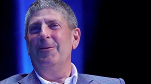 CNBC anchor Hadley Gamble identified as woman who had 'inappropriate relationship' with NBCUniversal CEO Jeff Shell