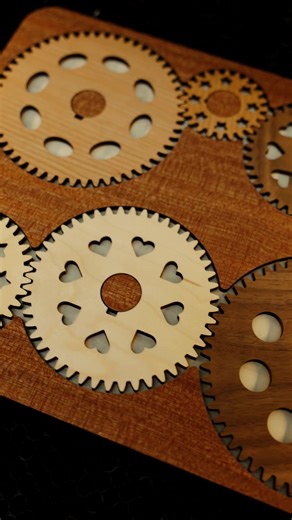 A puzzle that moves..? 👀 Get this gear puzzle on Etsy at