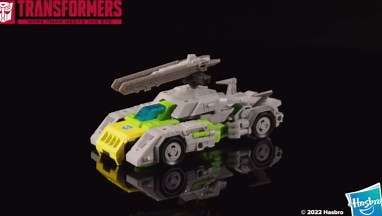 Amazon.com: Transformers Generations Legacy Wreck ‘N Rule Collection Autobot Springer, Ages 8 and Up, 7-inch (Amazon Exclusive) : Toys & Games