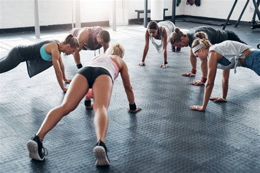 Workout ohne Geräte: Die besten Übungen für zu Hause