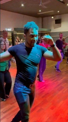 Some footworks to get into the salsa mood; this is how we start our dance classes in Eindhoven