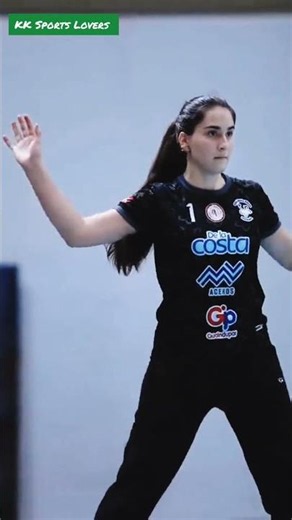 Female handball amazing highlights #shorts #kksportslovers #womenhandball