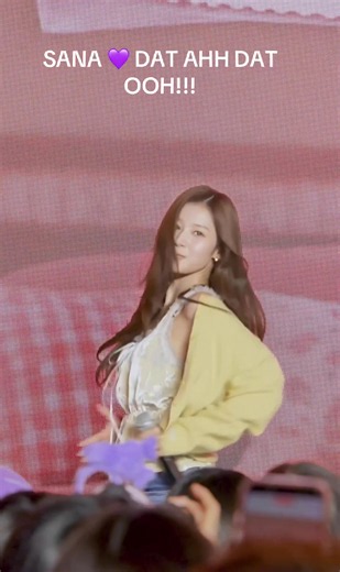 Sana Twice bias wrecker — DAT AHH DAT OOH cover moment