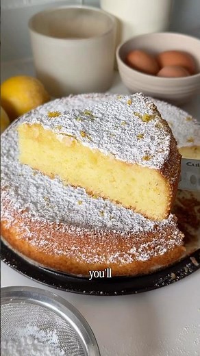 The Softest Lemon Cake You’ll Ever Make 🍋 (Easy & Irresistible!)