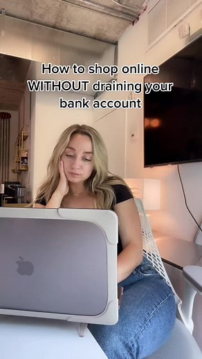 Split your online shopping into 4 installments with Zilch. Zero interest (0% APR) and zero fees. T&C apply #zilchusa #onlineshopping #budgeting #greenscreen