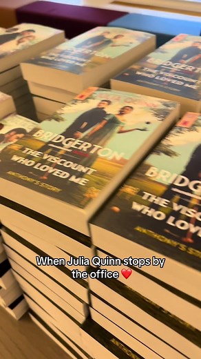 Ahead of the @Bridgerton Season 3 Part 1 drop on @Netflix next week, NYT bestselling author Julia Quinn stopped our office to say hello and sign some books.🪻#Bridgerton #bridgertonseason3 #juliaquinn #juliaquinnbooks #bridgertonbooks #authorsigning @Avon Books