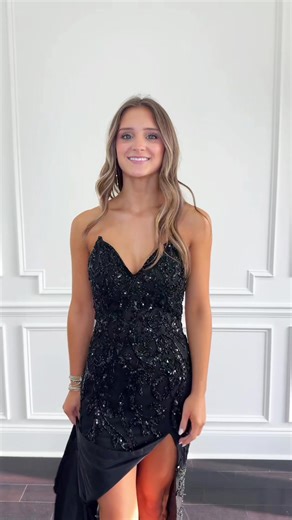 The black and sparkles! We love! Book your appointment at ggformals.com!🩷 #prom2026 #promdressinspo #fypシ゚viral #dressinspo #ggformals
