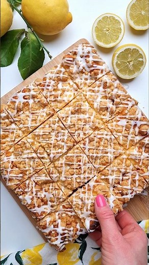 LEMON CRUMBLE CHEESECAKE BARS Recipe You Didn't Know You NEEDED 🍋✨️ #shorts #cheesecake #recipe