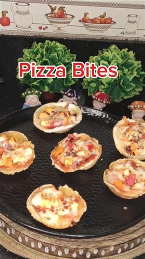 Ultimate Cheesy Mini Pizza Bites Recipe 😋#MiniPizzaBites#HomemadePizza#CheesyBites