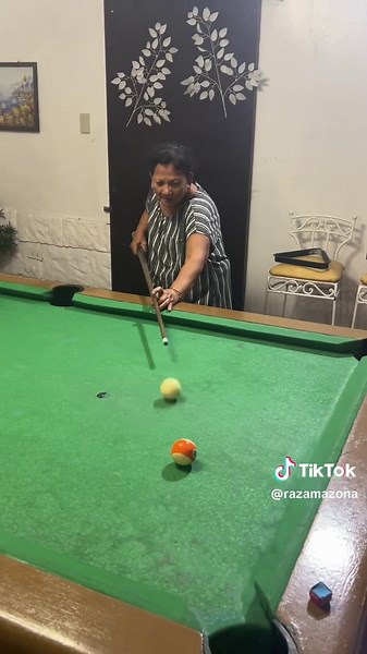 Pagpupulong ng Mga Bilyarista at Pag-aayos ng Gamit